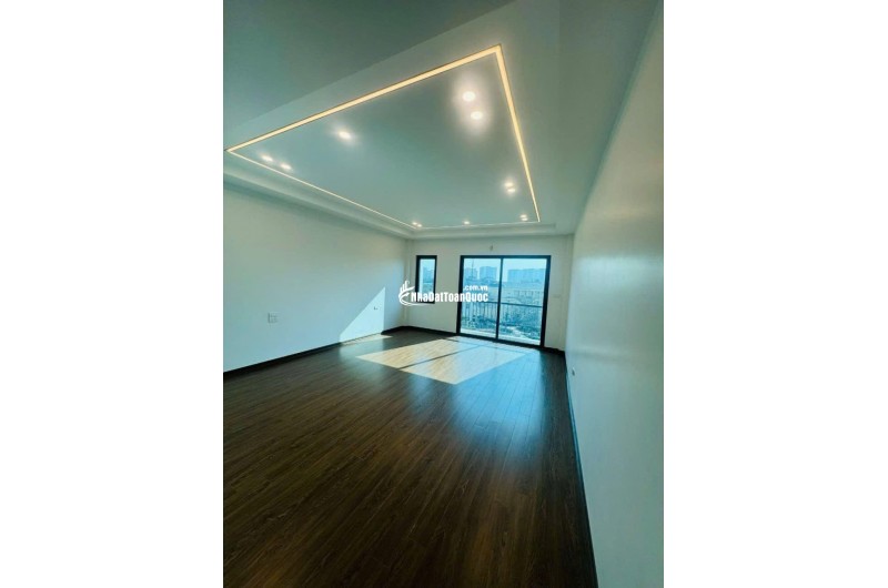 Bán nhà phân lô Ngọc Thụy 50m², 6 tầng thang máy, gara ô tô – gần Trường Quốc tế, giá 11.2 tỷ